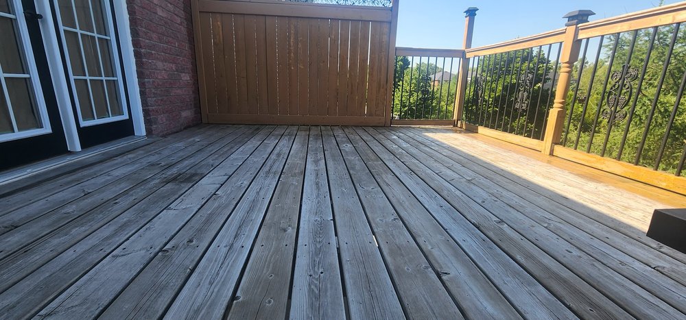Deck & Fence Painting